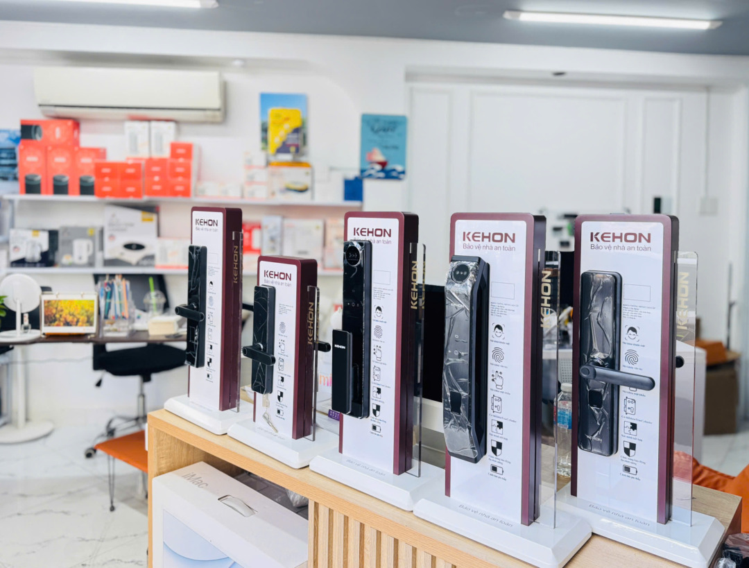 khoá thông minh hafele